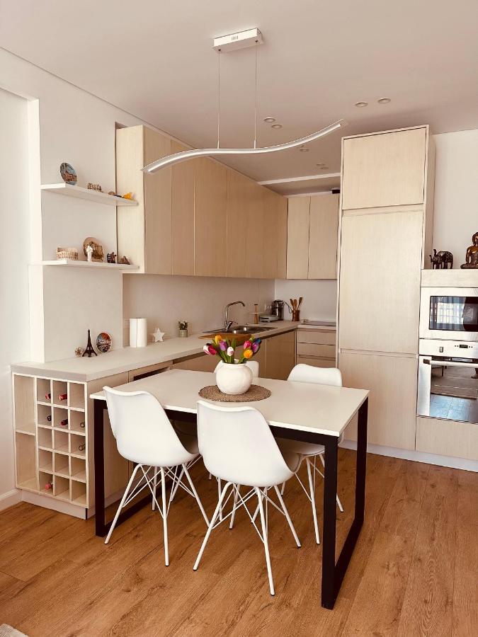 Madalin Seaside Apartment Vlorë Εξωτερικό φωτογραφία