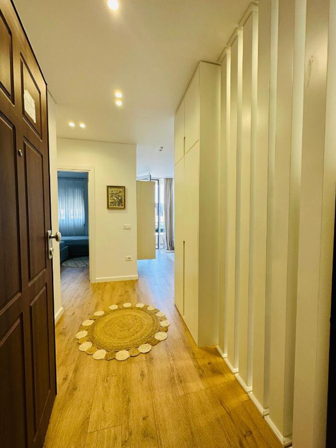 Madalin Seaside Apartment Vlorë Εξωτερικό φωτογραφία